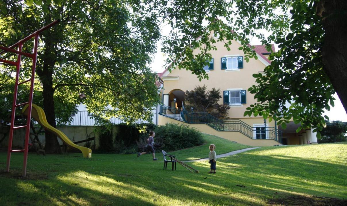 Ferienhof Uhudler-Arkaden Stegersbach Exteriér fotografie